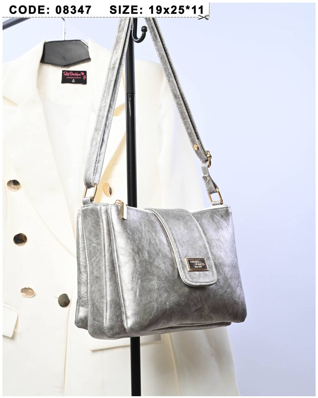 /public/uploads/photos/shares/Suzy bags/IMG_3053.jpeg